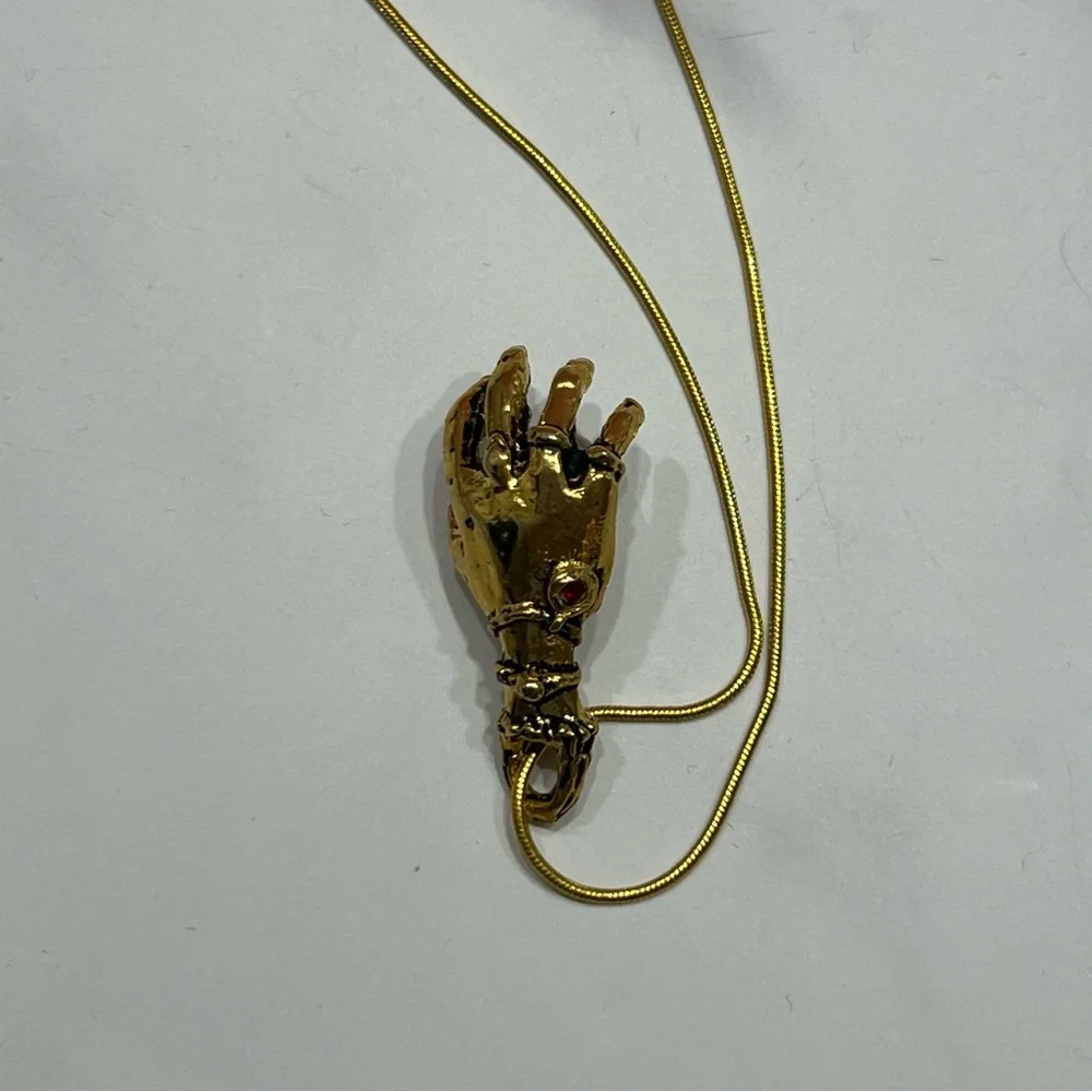 Vintage Fortune Teller’s Crystal Ball Necklace Hand Cradling Orb Pendant Withcy - Picture 5 of 5